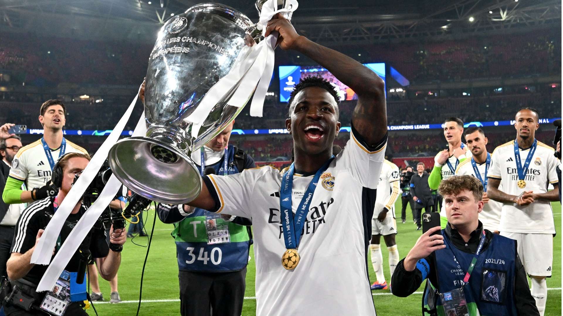 有不少依靠 有不少依靠